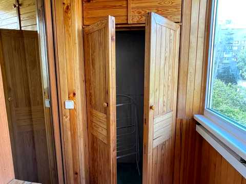 квартира за адресою Вереснева вул., 24-А