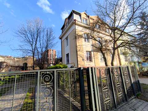 квартира по адресу Аральская ул., 15