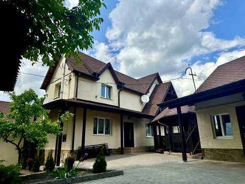 дом по адресу Профспілкова ул., 55