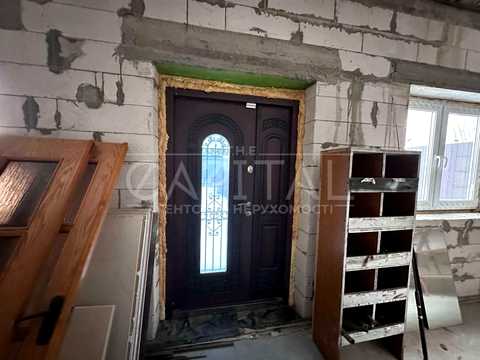 коммерческая по адресу Дарницький, 1