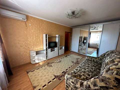 квартира за адресою Академіка Корольова просп., 12-Б