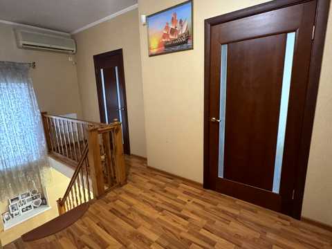 дом по адресу Південна