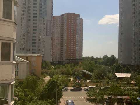 квартира по адресу Миколы Бажана просп., 12