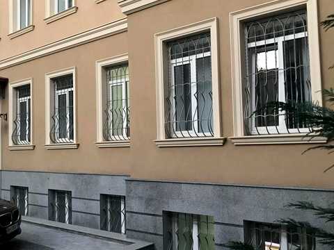 комерційна за адресою Тираспольська вул., 5а