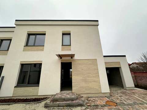дом по адресу Лесі Українки