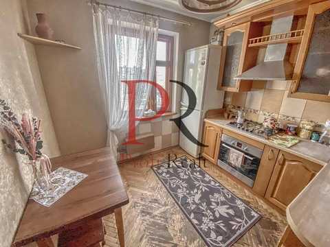 квартира за адресою Ревуцького вул., 34