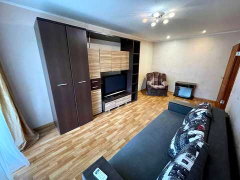 квартира за адресою Писаржевського вул., 8