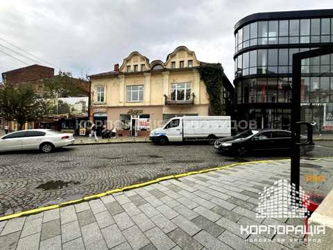 коммерческая по адресу Корятовича пл., 13