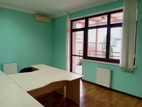 будинок за адресою Бессарабський проїзд (Павла Скоропадського)