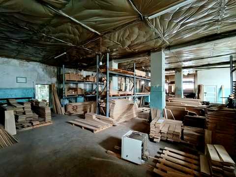 комерційна за адресою Травнева, 2-А