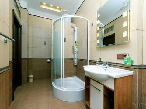 квартира за адресою Басейна вул., 3