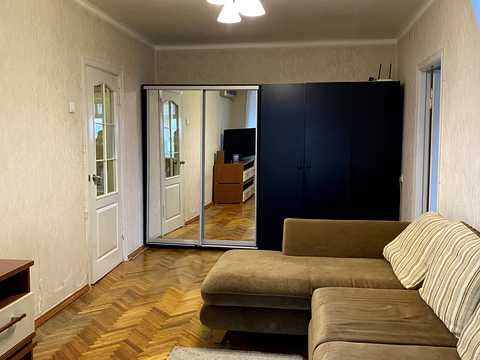квартира за адресою Валерія Лобановського просп. (Червонозоряний), 35