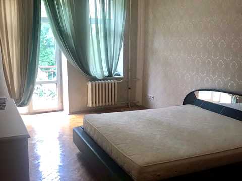 квартира за адресою Академіка Янгеля вул., 2