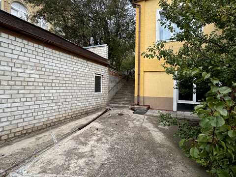 будинок за адресою с. Черкаська Лозова, Шевченка