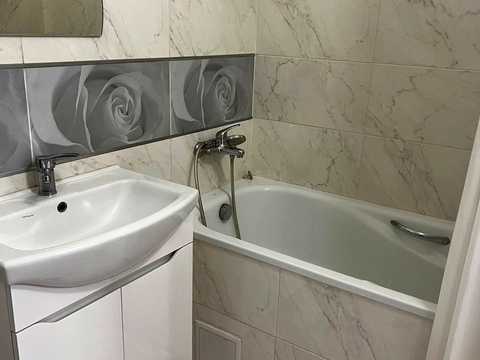 квартира за адресою Олени Пчілки вул., 8