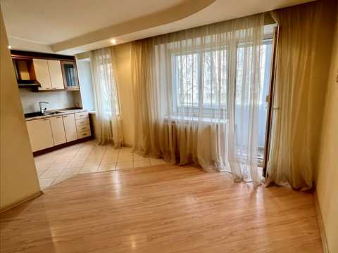 квартира за адресою Михайла Грушевського вул., 1