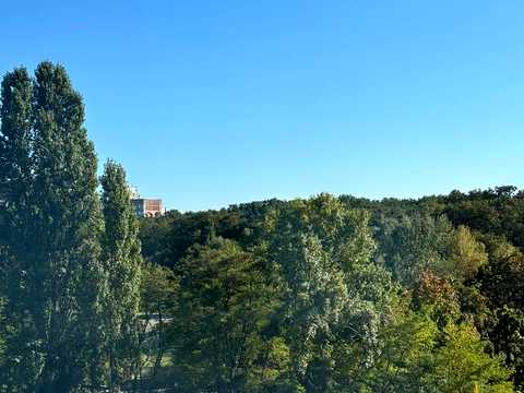 квартира за адресою Академіка Глушкова просп., 37
