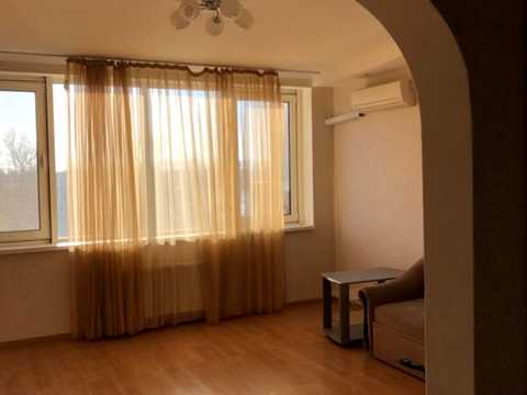 квартира за адресою Раїси Окіпної вул., 10