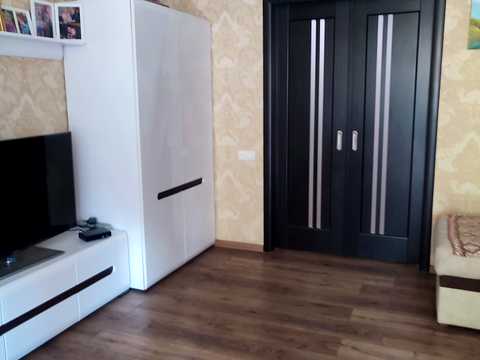 квартира за адресою Космонавтів вул., 6
