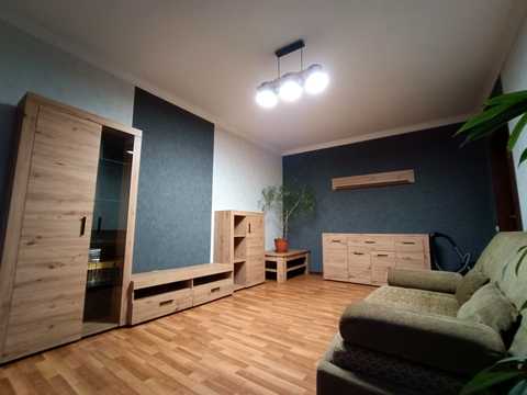 квартира за адресою Київ, Чорнобильська вул., 4/56