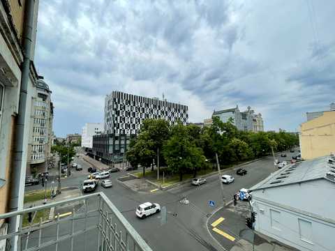 квартира по адресу Почайнинская ул., 23