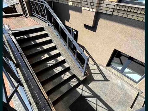 комерційна за адресою Демяна Попова, 22