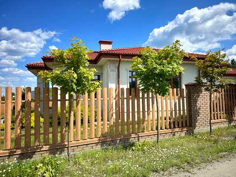 будинок за адресою Левка Симиренка вул.