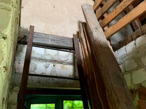 дом по адресу с. Полуботки, с.о. Лесная, 10