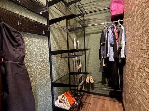 квартира за адресою Кирило-Мефодіївська вул., 2