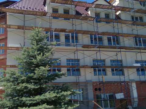 коммерческая по адресу Набережна, 1