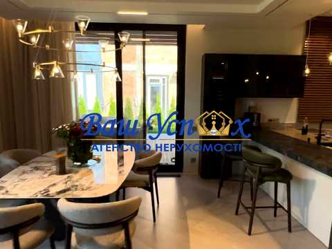будинок за адресою Набережна вул., 77