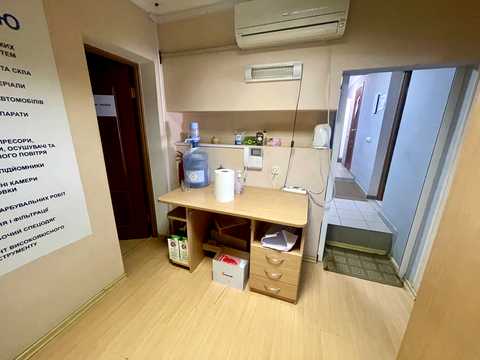 комерційна за адресою Науки просп., 33а