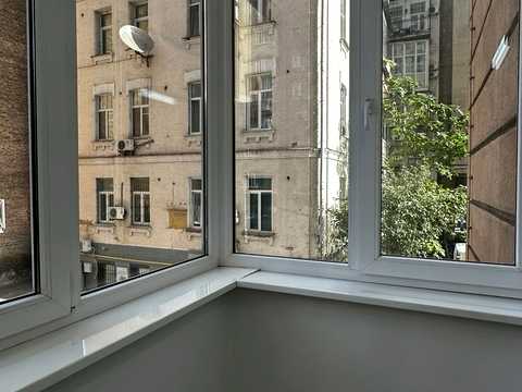 коммерческая по адресу Саксаганского ул., 121