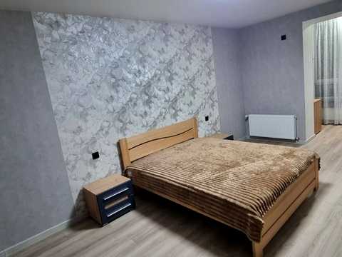 квартира по адресу Домбровського ул., 3