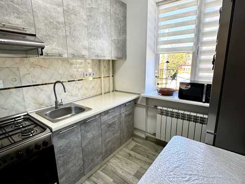 квартира за адресою Морозова вул., 26а
