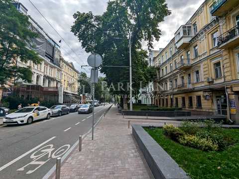коммерческая по адресу Богдана Хмельницкого ул., 29