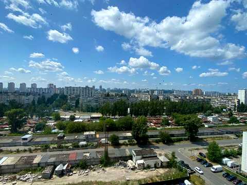 квартира за адресою Соборності просп. (Возз'єднання), 17 к2