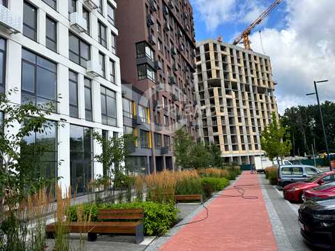 коммерческая по адресу Берковецкая ул., 6
