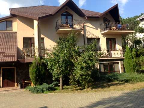 комерційна за адресою Шевченка, 5