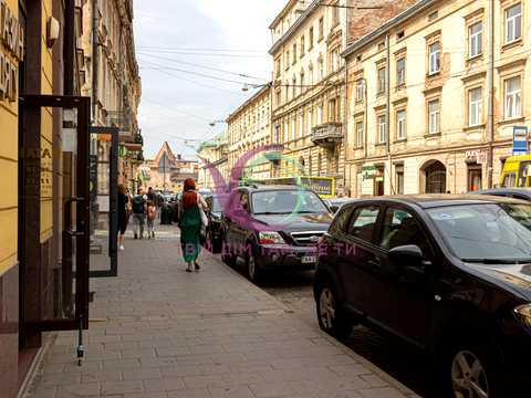 квартира по адресу Личаківська, 10