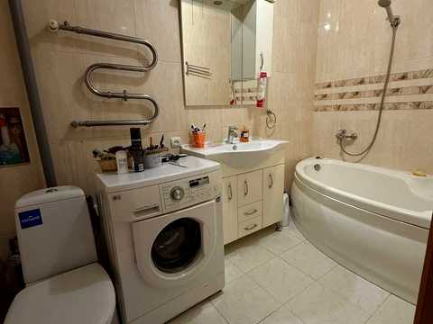 квартира за адресою Михайла Грушевського вул., 51