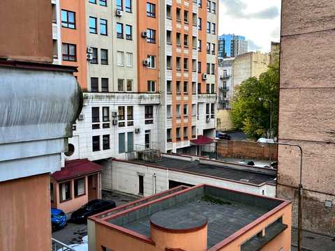 квартира по адресу Саксаганского ул., 13/42
