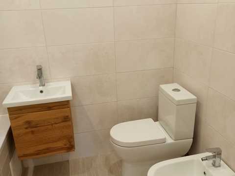 квартира за адресою Олександра Олеся вул., 4-А
