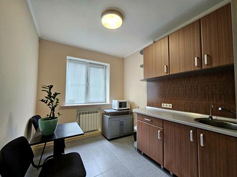 коммерческая по адресу Щусева ул., 38