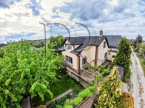 будинок за адресою Лінія, 9