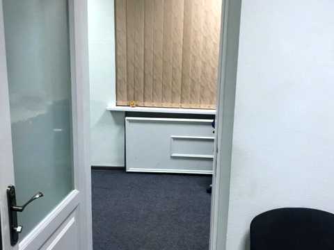 комерційна за адресою Василя Тютюнника вул. (Анрі Барбюса), 5-А