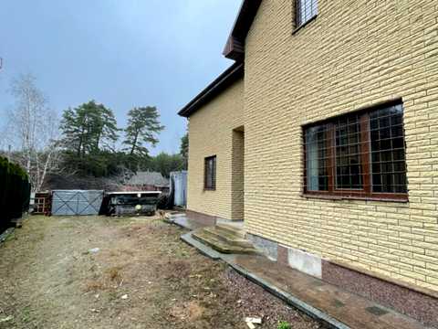 будинок за адресою Вишнева