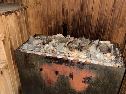 комерційна за адресою Миколи Світальського вул., 8а
