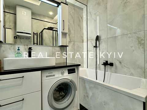 квартира за адресою Бульварно-Кудрявська вул. (Воровського), 15