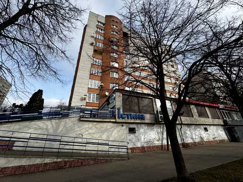 комерційна за адресою Наукова вул., 12-А